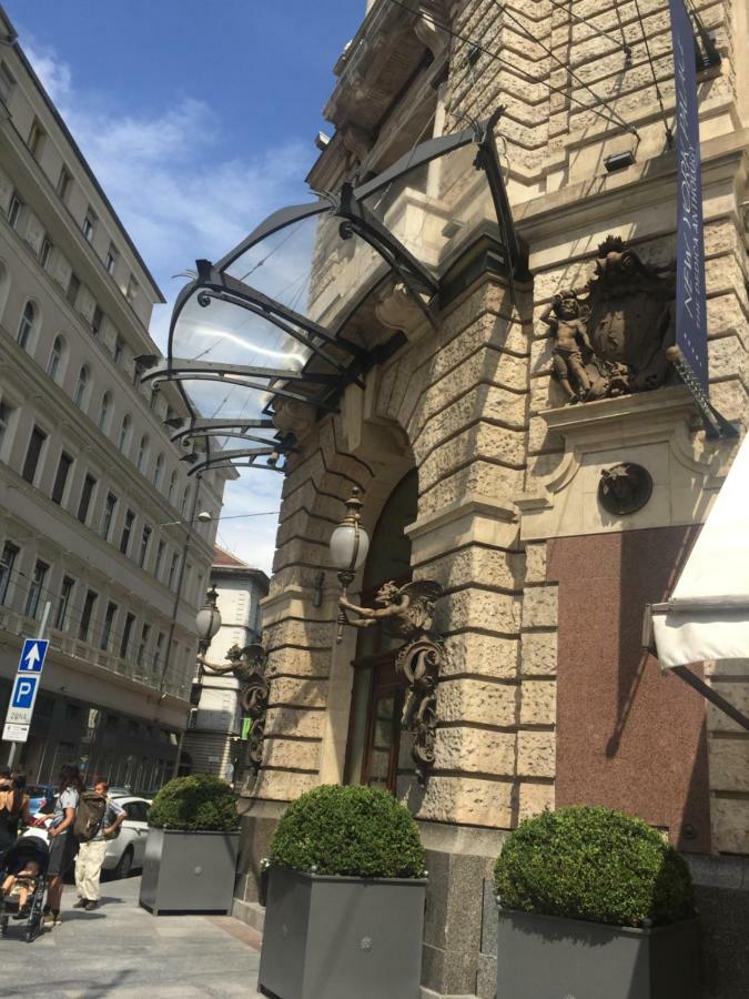 No. 11 Apartment With 2 Bathrooms Next To Railway Station Budapest Eksteriør billede