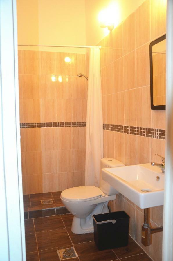 No. 11 Apartment With 2 Bathrooms Next To Railway Station Budapest Eksteriør billede